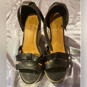 Time and Tru Black Espadrille Sandals